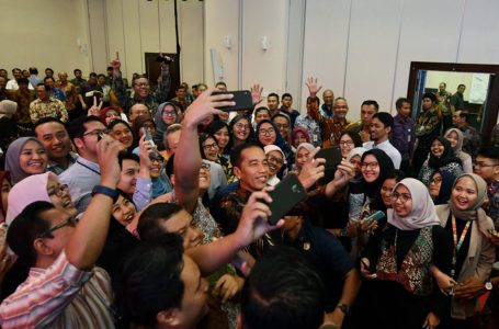 Jokowi Tinjau Pelaksanaan Integrated Digital Work