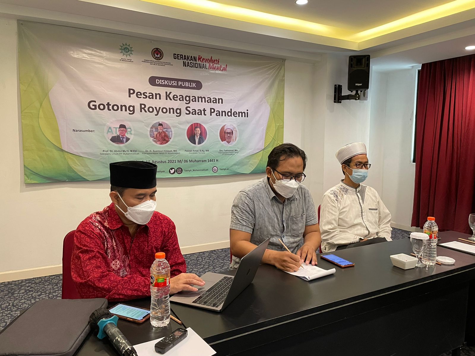 Diskusi Publik dengan tema 'Pesan Keagamaan Gotong Royong Saat Pandemi' yang digelar Majelis Tabligh Pimpinan Pusat Muhammadiyah.