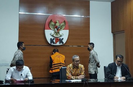 KPK Jebloskan Tersangka Penyuap Hakim Agung Sudrajad Dimyati ke Bui