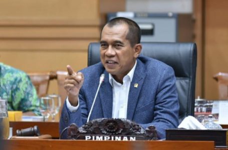 Komisi I DPR Minta KPU Tanggung Jawab atas Dugaan Bocornya Data Pemilu 2024