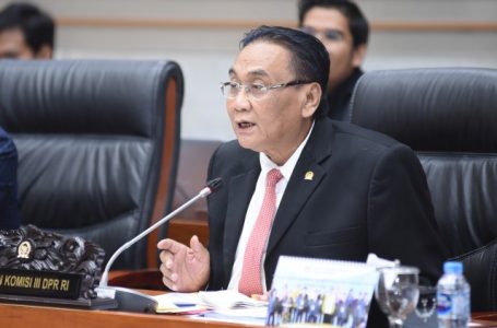 Komisi III DPR RI Setujui Adies Kadir Menjadi Ketua Panja RUU MK