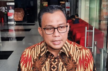KPK Curiga Komut PT Tanur Muthmainnah Tahu Aliran Uang Suap ke Bupati Meranti