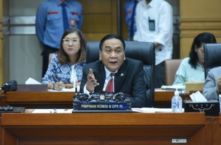 Ketua Komisi III DPR RI Tak Setuju Bentuk Pansus Transaksi Janggal Rp349 Triliun