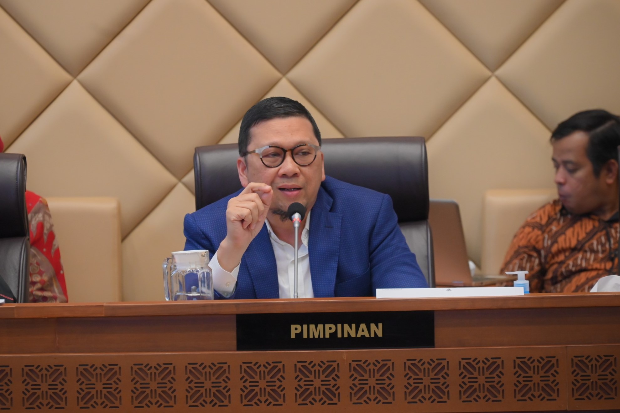 Komisi II DPR: Caleg Terpilih Harus Mengundurkan Diri Saat Maju di Pilkada 2024
